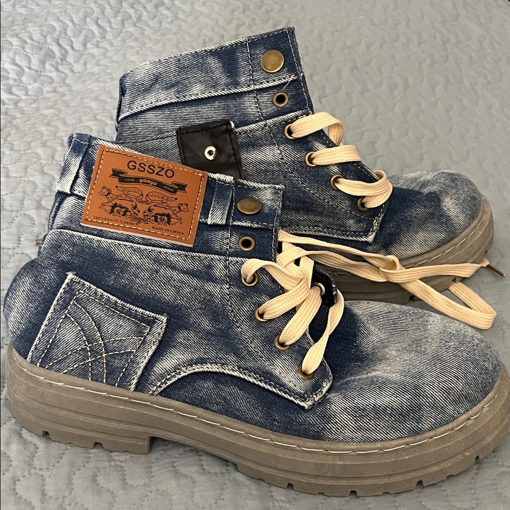 Men's Denim-Style High-Top Sneakers in Blue with Cream Laces